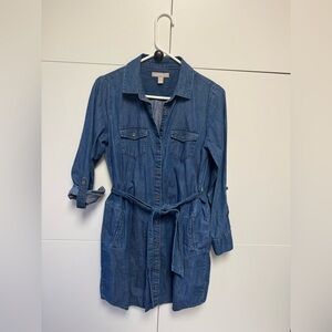 Banana Republic Denim Dress. Size 4.